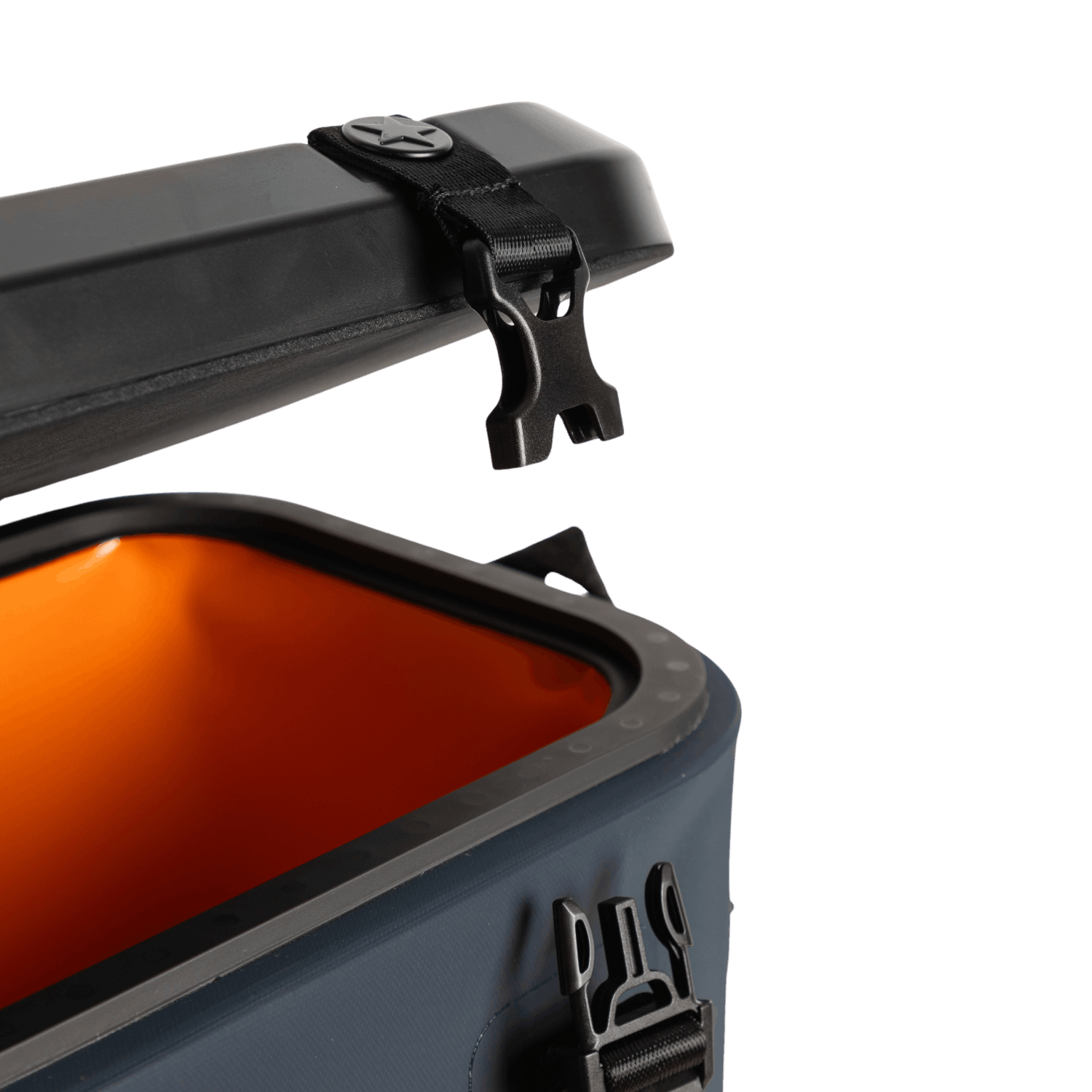 MAG COOLER BACKPACK 30 QT NAVY